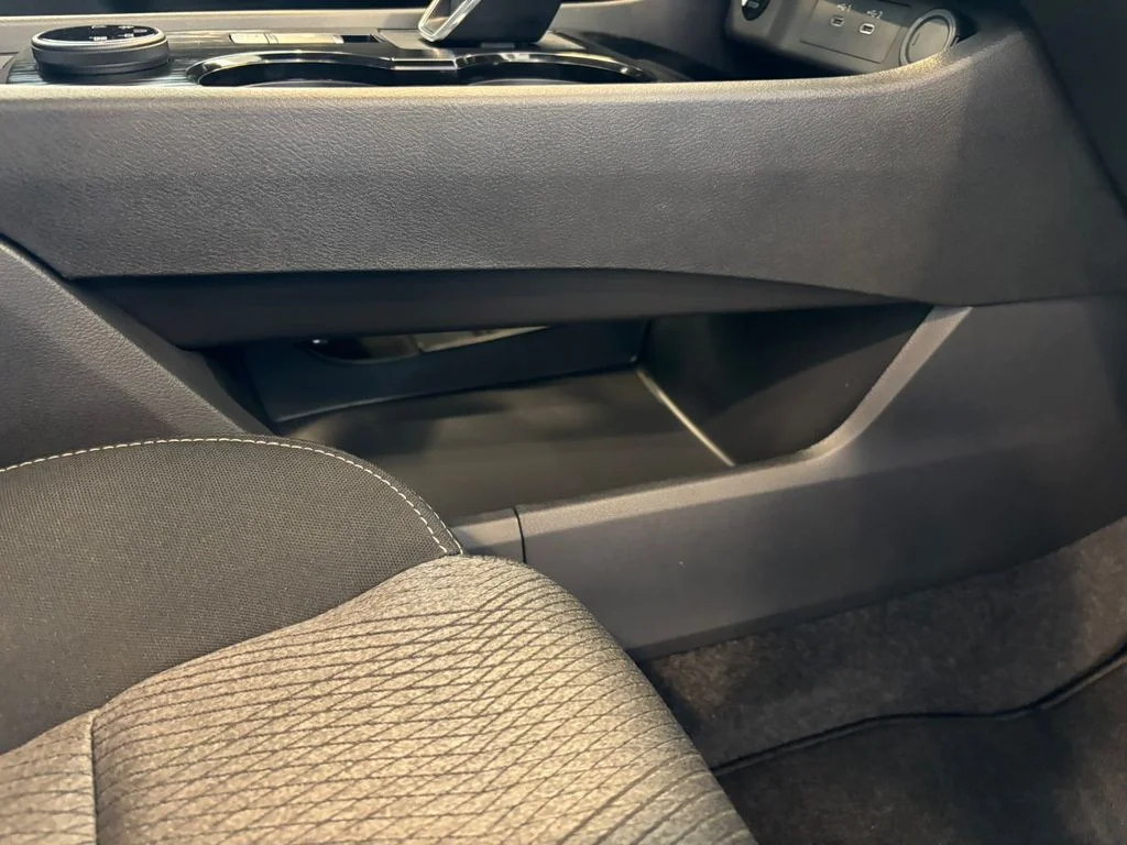 New 2026 Deep Ocean Blue Pearl Nissan SV image 21