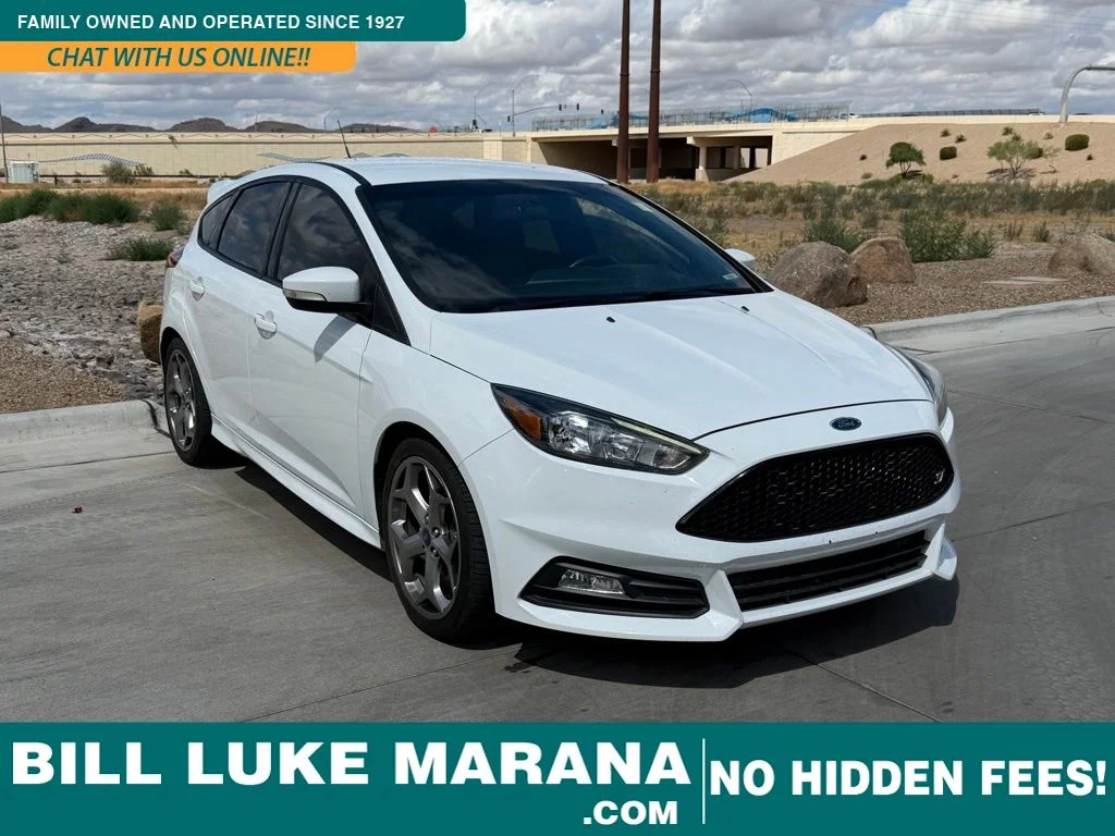 2017 Ford Focus 5 Door Hatch ST's photo