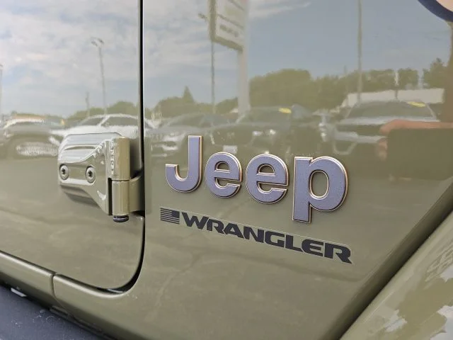 2025 Jeep Wrangler 4-Door Rubicon 392 Final Edition - Photo 19