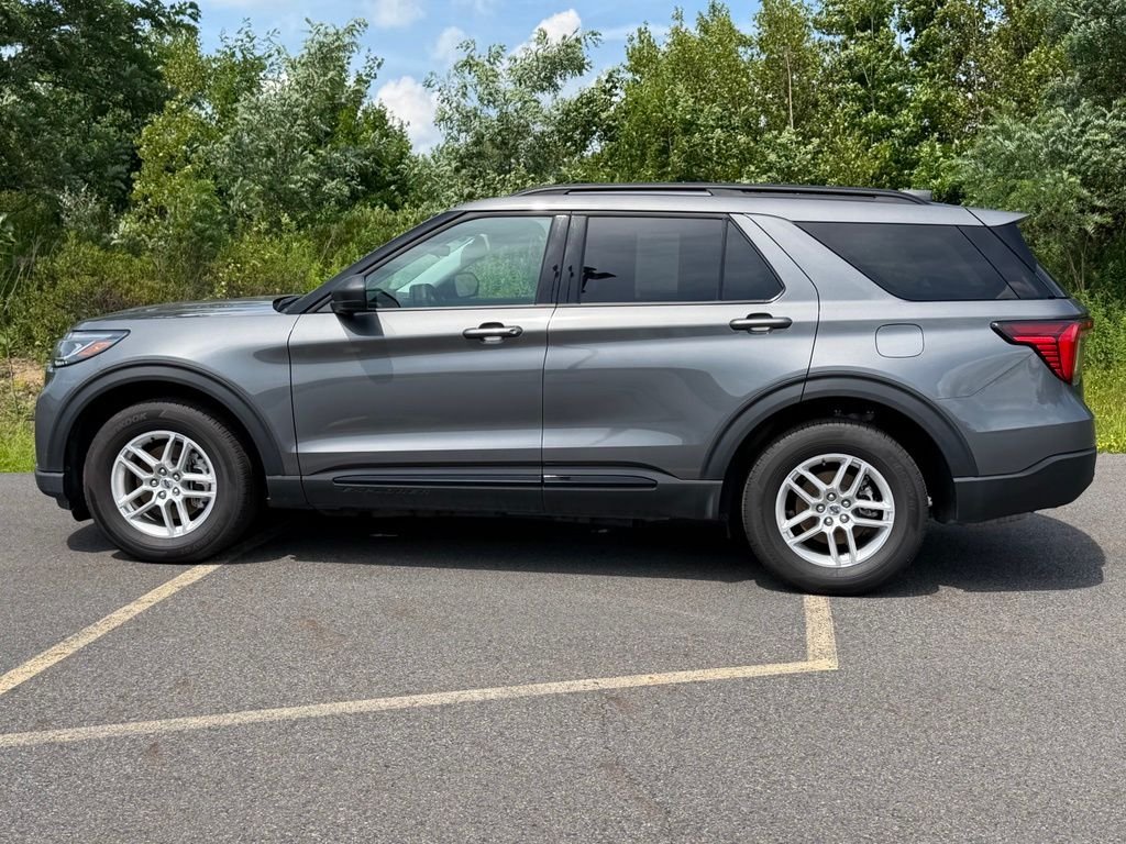 New 2026 Carbonized Gray Metallic Ford Active image 28
