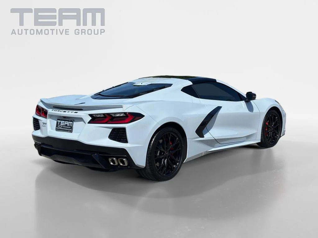 Used 2023 White Chevrolet Stingray image 7