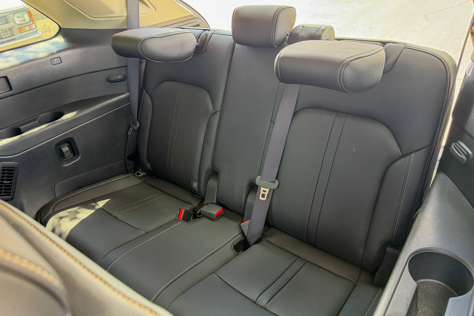 Certified Used 2024 Platinum Quartz Mazda Premium image 25