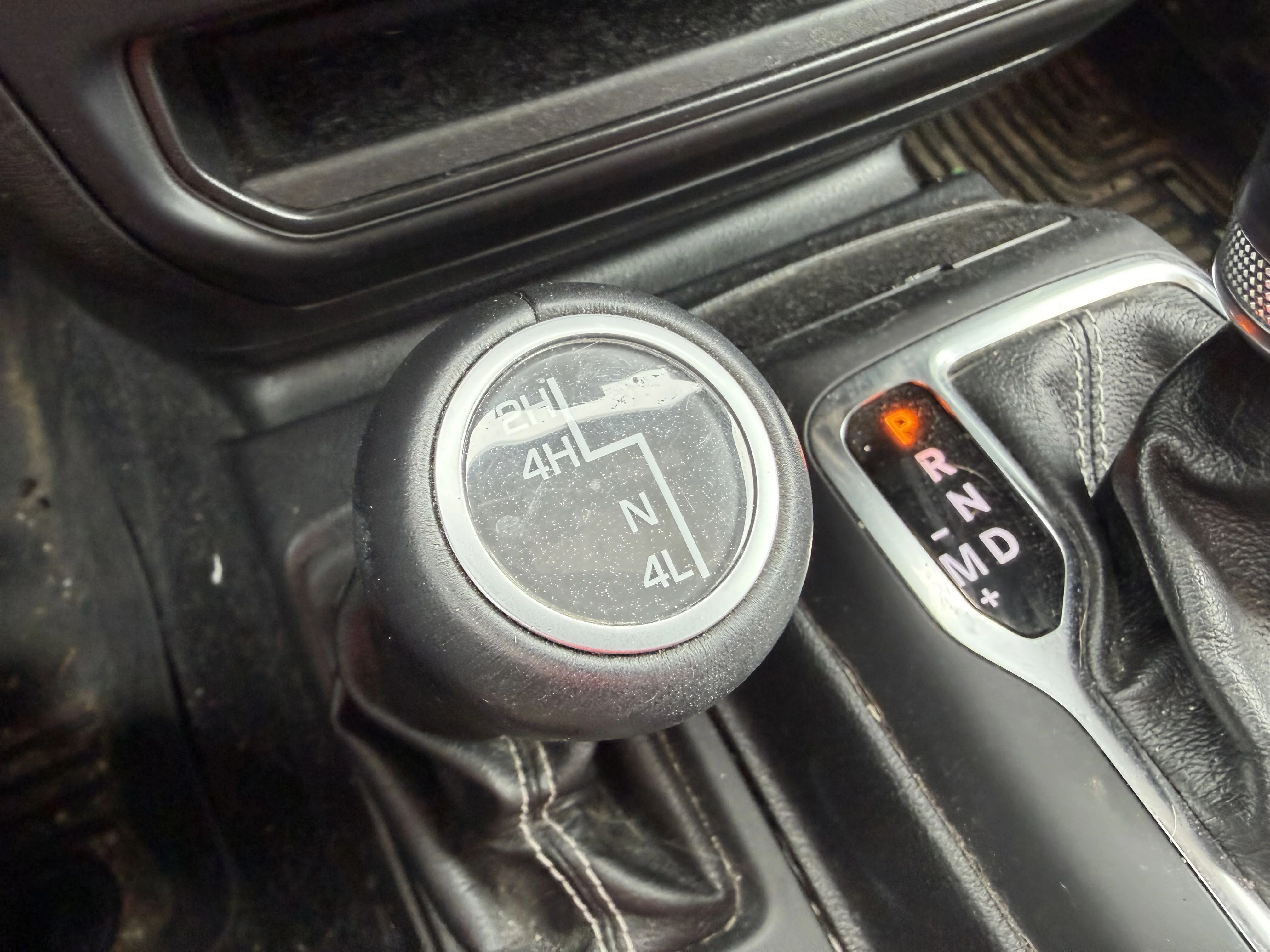 Used 2020 Black Clearcoat Jeep Sahara image 17