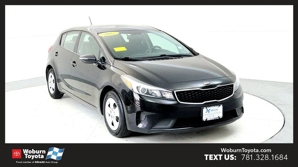 2017 Kia Forte LX AT's photo