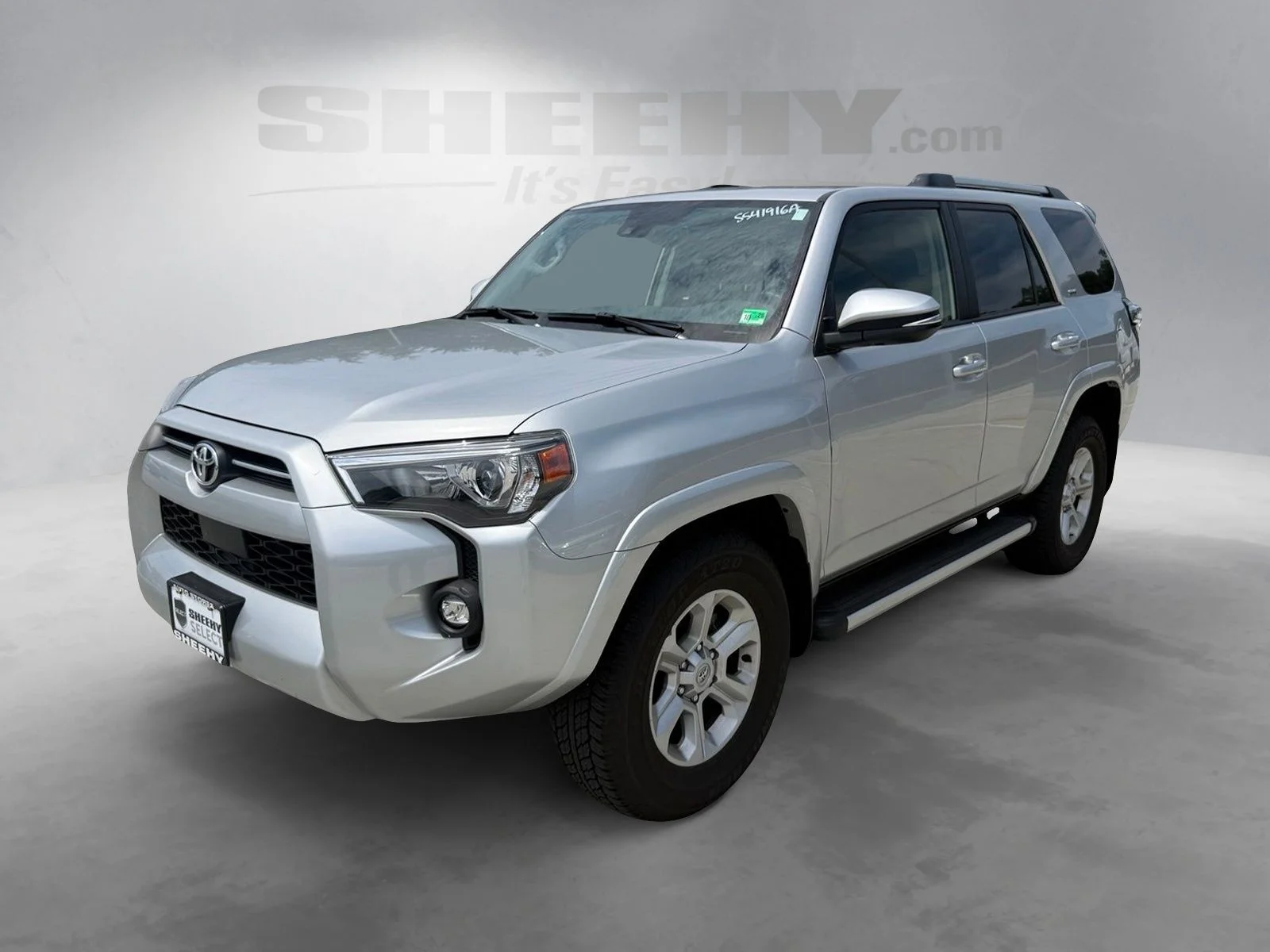 Used 2023 Silver Toyota SR5 Premium image 17