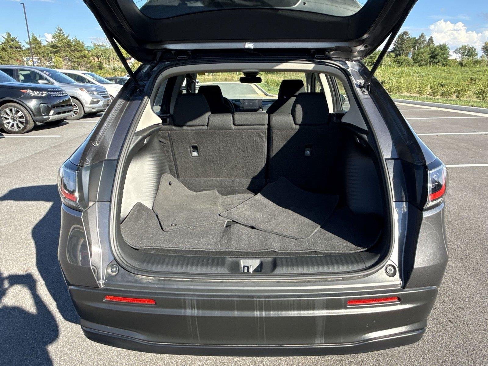 Used 2024 Modern Steel Metallic Honda LX image 17