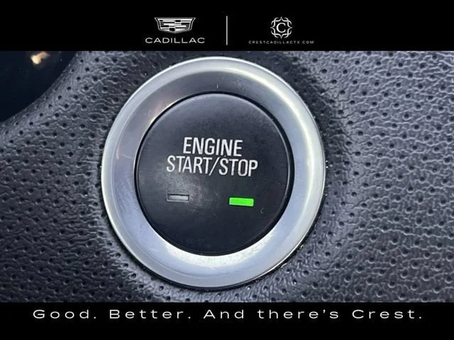Used 2019 Crystal White Tricoat CADILLAC Luxury FWD image 18