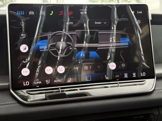 New 2026 White Volkswagen 2.0T SE image 13