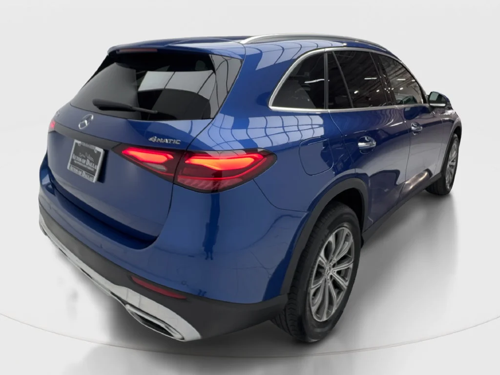 Used 2023 Blue Mercedes-Benz GLC 300 image 8