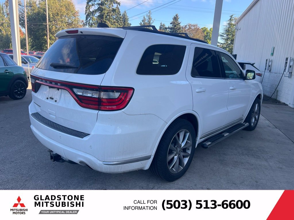 Used 2019 White Dodge SXT Plus image 5