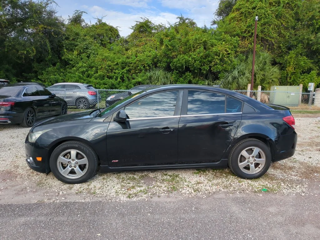 Used 2012 Black Chevrolet 1LT image 3