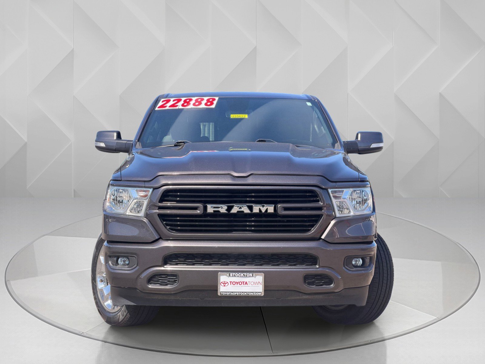 Used 2020 Granite Crystal Metallic Clearcoat Ram Big Horn image 5