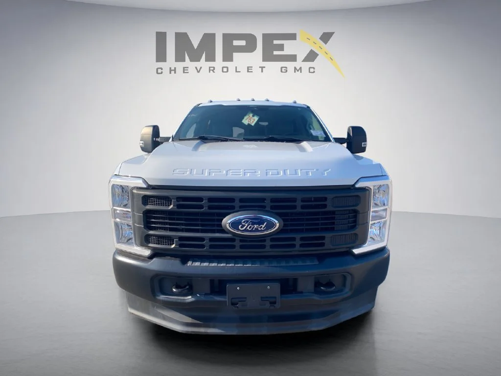 Used 2024 White Ford XL image 8