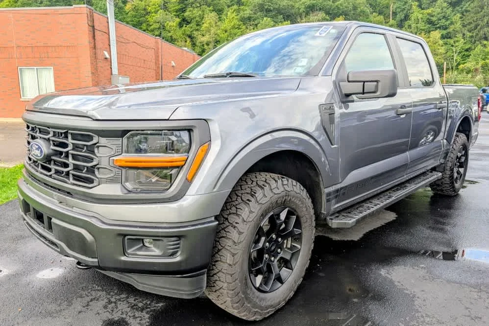 Used 2025 Carbonized Gray Metallic Ford STX image 3