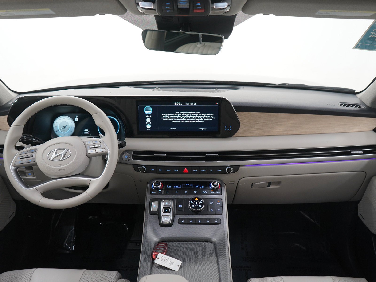 2024 Hyundai Palisade Limited - Photo 16
