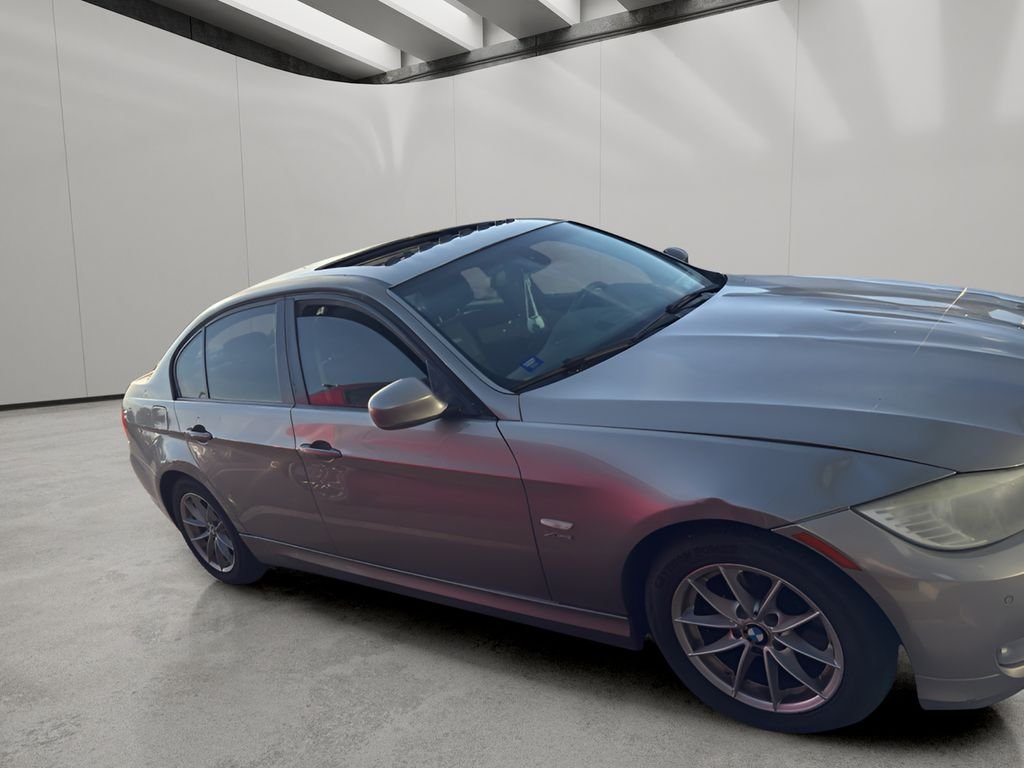 Used 2010 Titanium Silver Metallic BMW 328i xDrive image 7