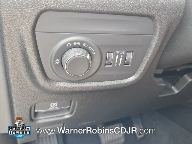 Used 2023 White Jeep Altitude X image 29