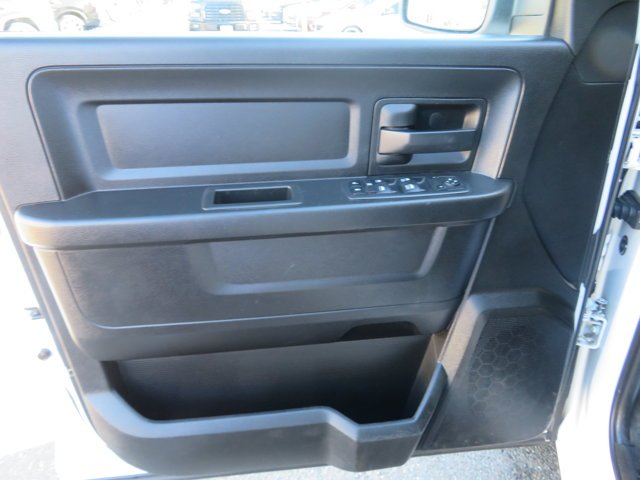 Used 2019 Bright White Clearcoat Ram Express image 19