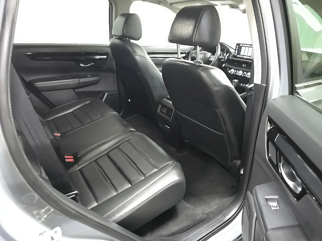 Used 2025  Honda EX-L image 18