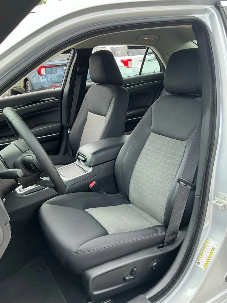 Used 2023 Silver Chrysler Touring image 32