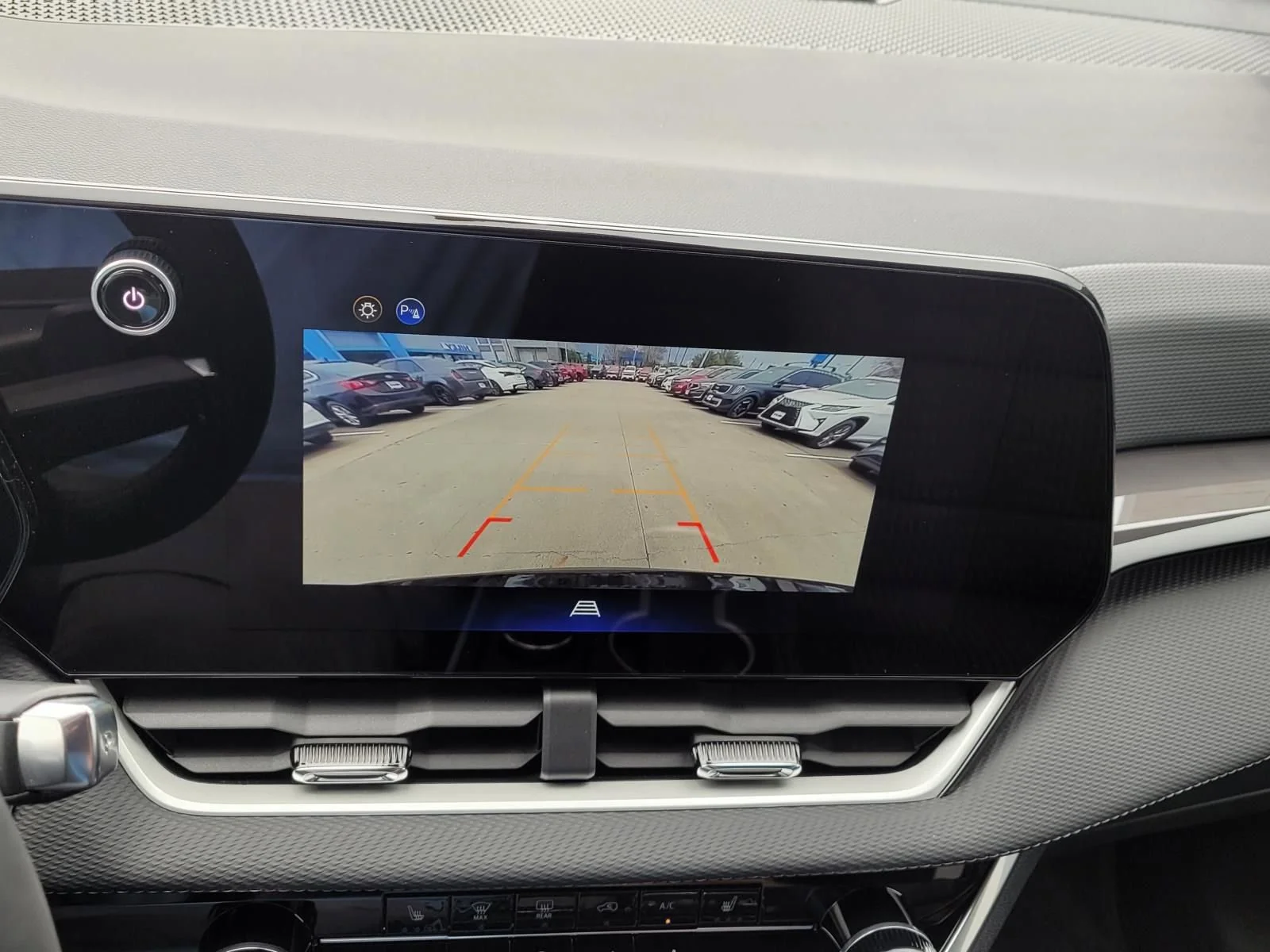 2026 Chevrolet Equinox LT - Photo 18