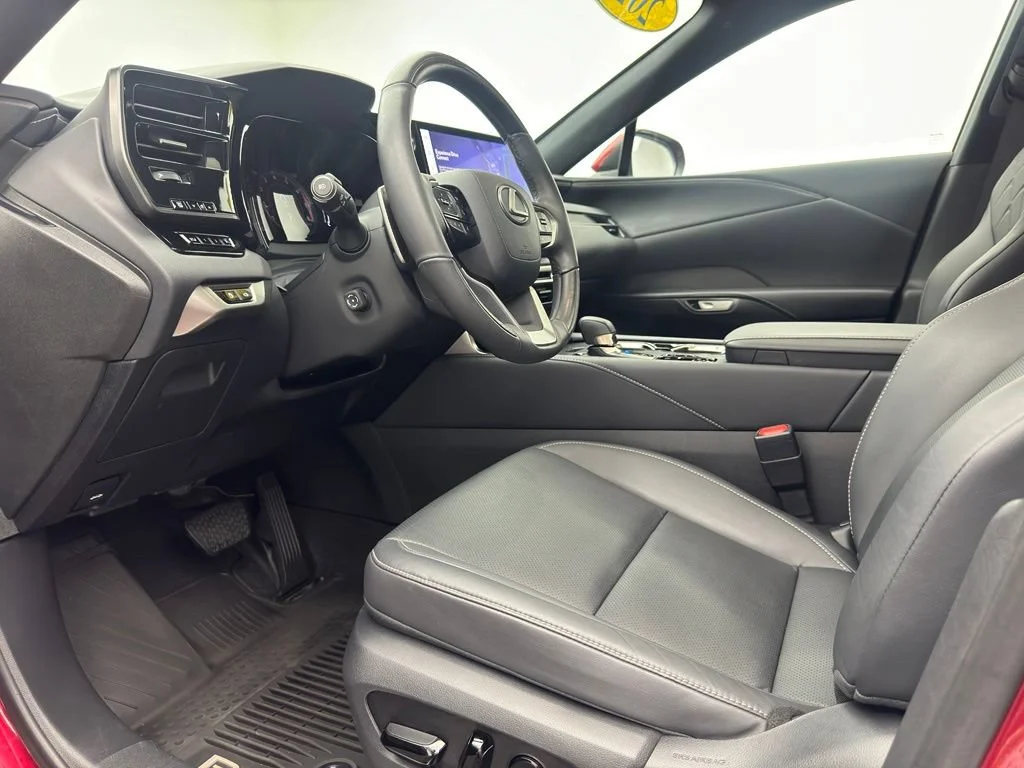 Used 2023 Red Lexus RX 350 image 15