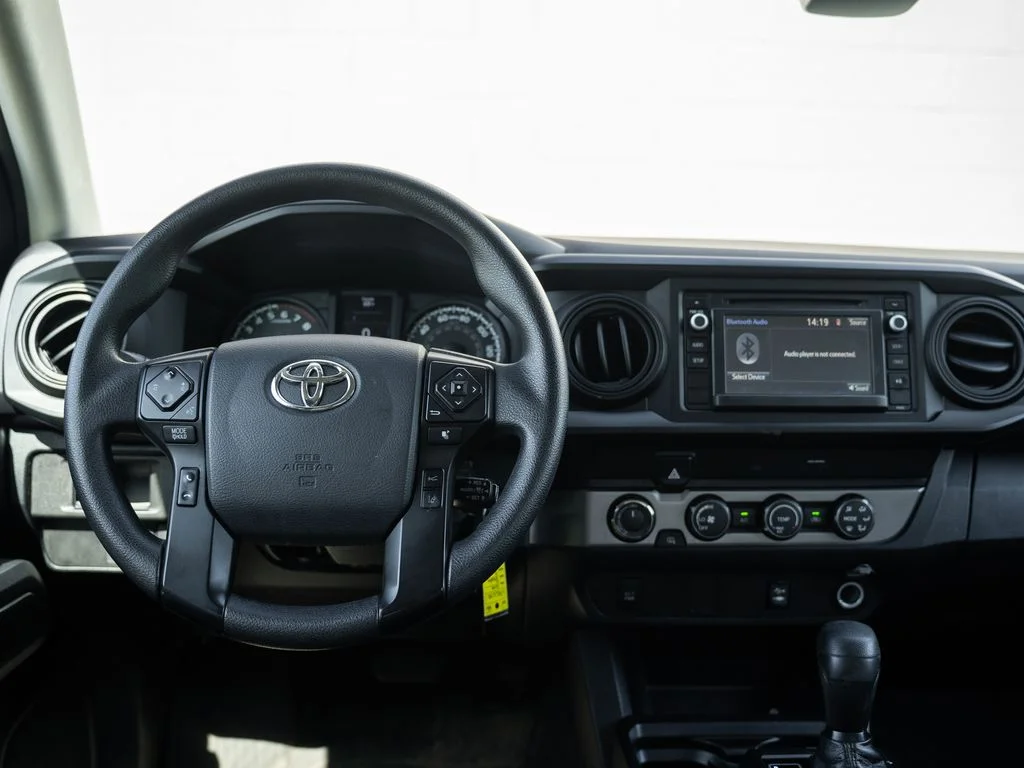 Used 2019 White Toyota SR image 21