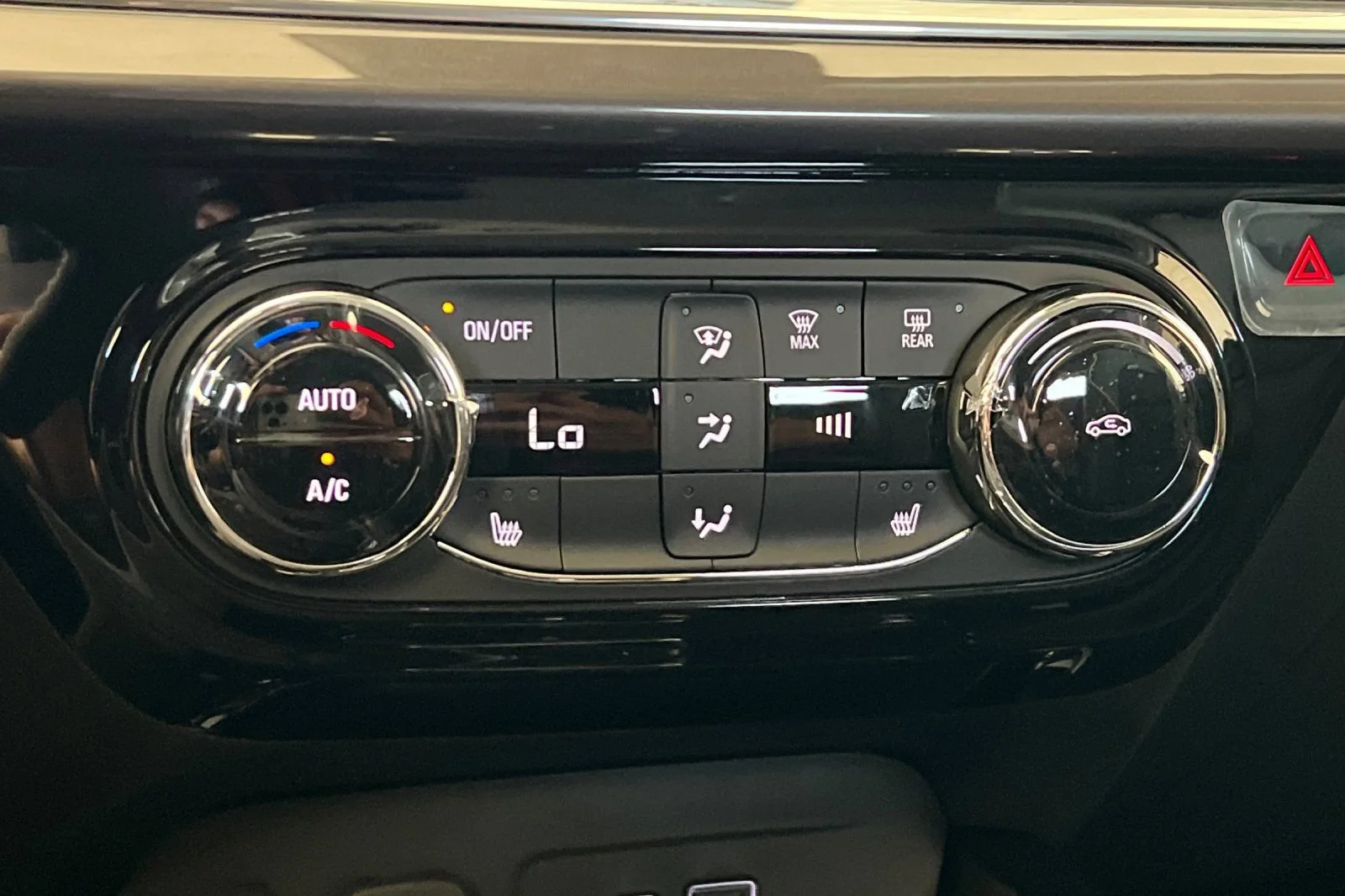 New 2026 Cacti Green Chevrolet ACTIV image 20