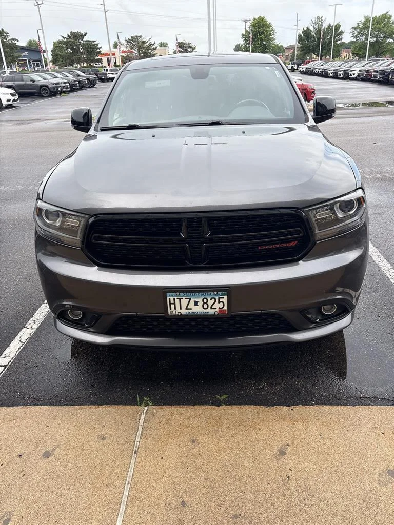 Used 2015 Granite Crystal Metallic Clearcoat Dodge Limited image 3