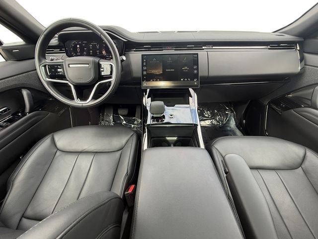 Certified Used 2025 Fuji White Land Rover SE image 12
