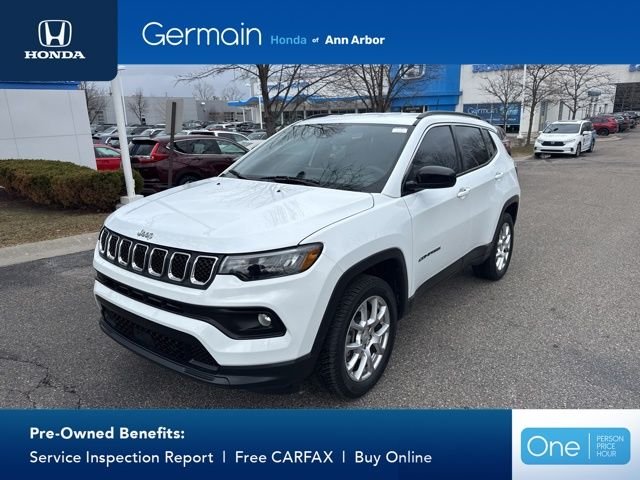 2023 Jeep Compass Latitude Lux 4X4's photo