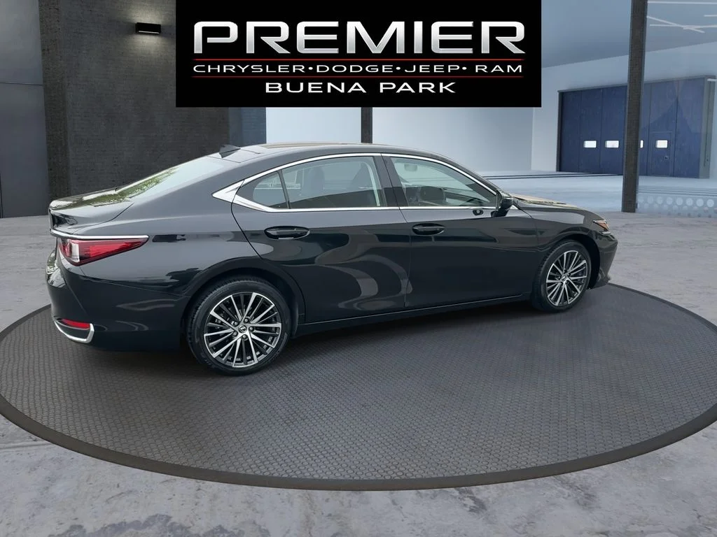 Used 2023 Black Lexus 250 image 8