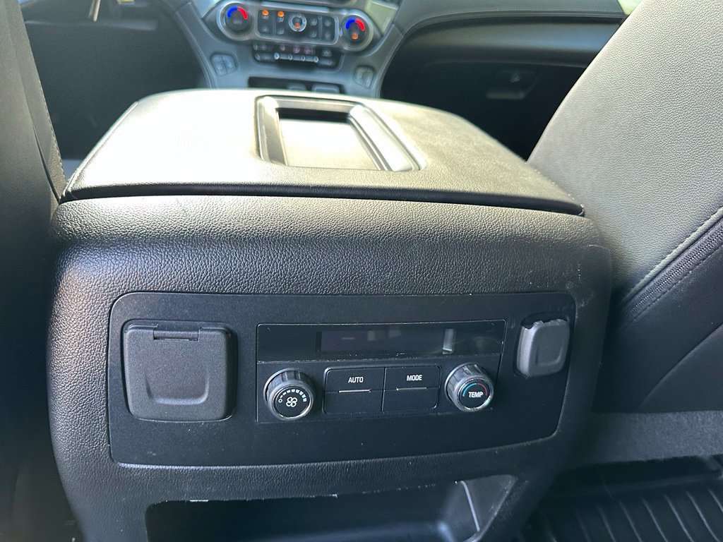 2019 Chevrolet Tahoe LT - Photo 24