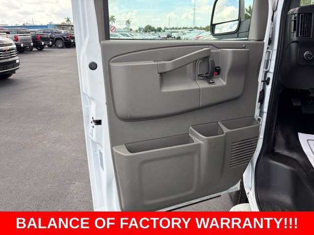 2025 Chevrolet Express Cargo Work Van - Photo 11