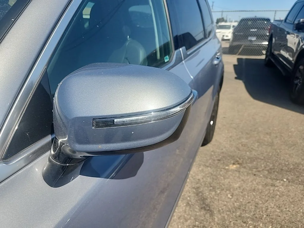 Used 2024 Silver Kia SX-Prestige image 6