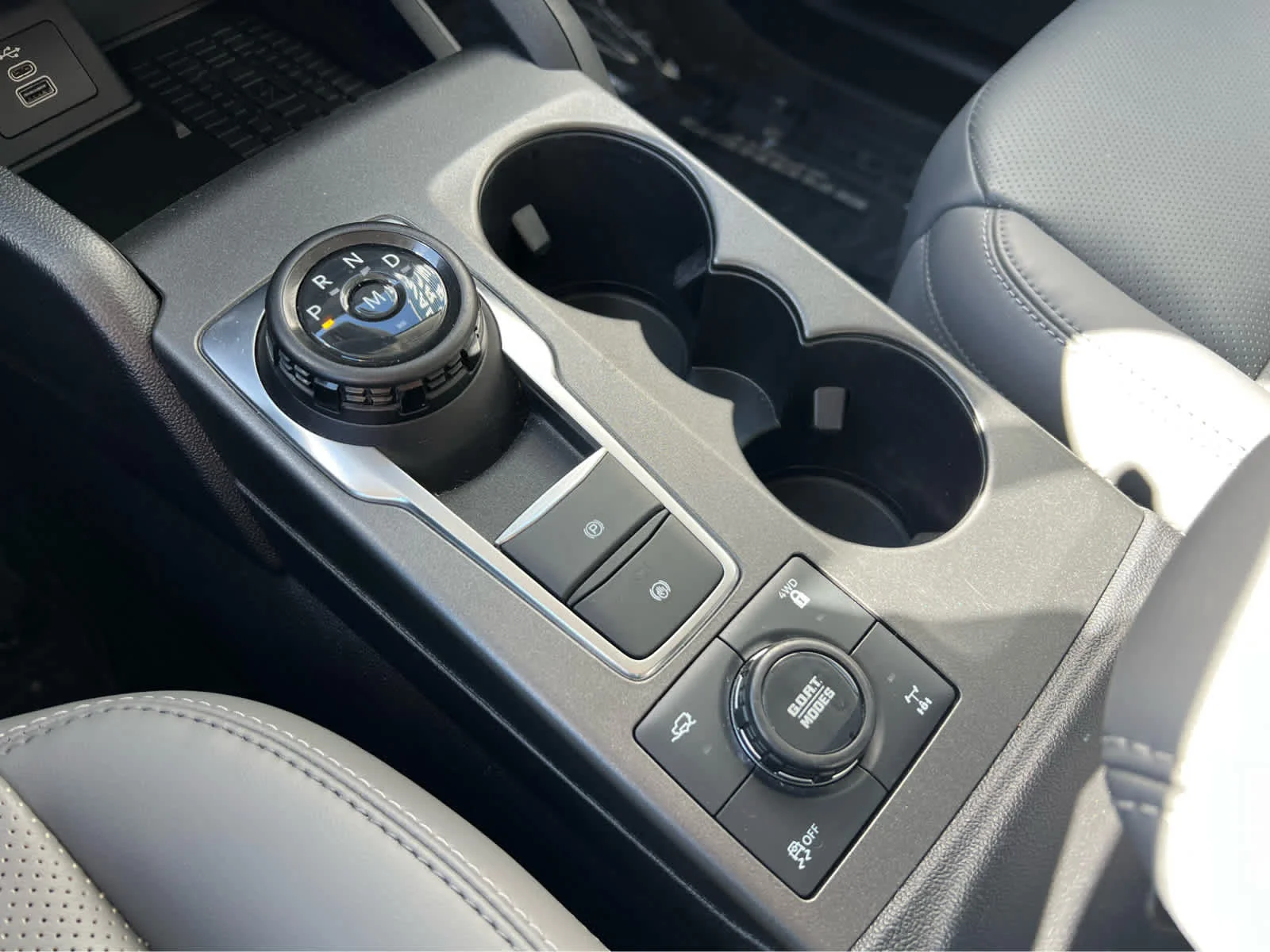 Used 2025 Desert Sand Ford Badlands image 37