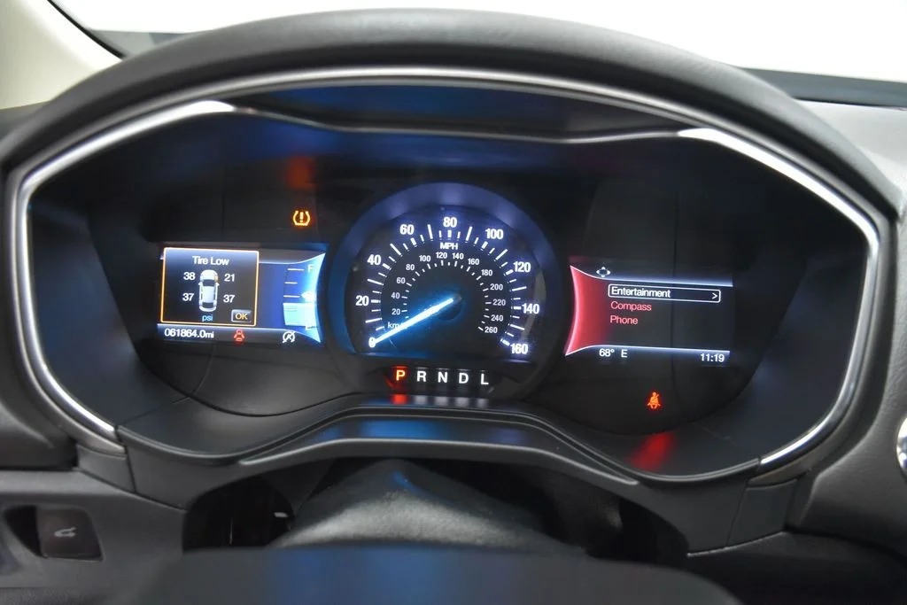 Used 2020 White Ford SE image 12