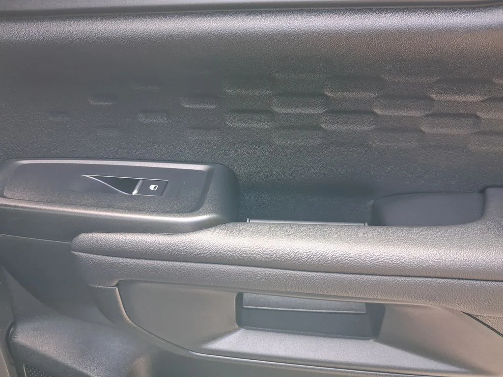 Used 2025 Gray Ford XL image 28