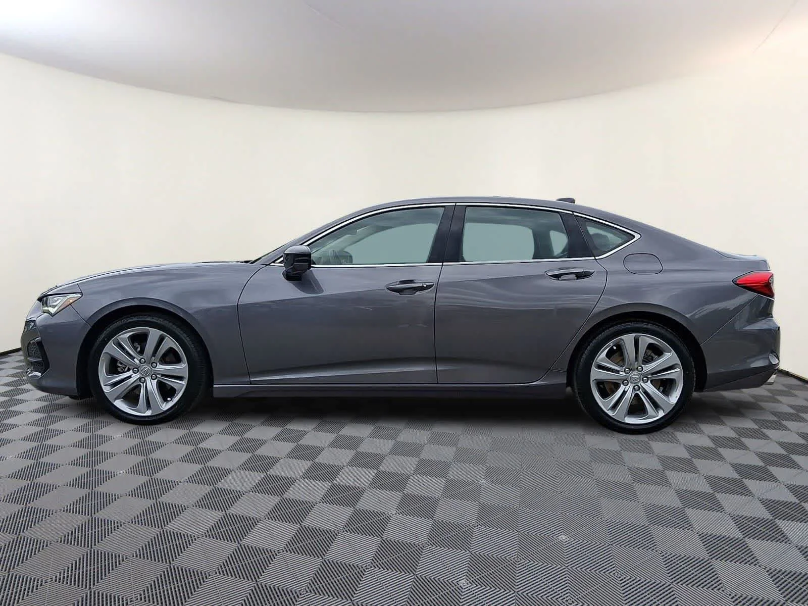 Used 2021 Modern Steel Metallic Acura w/Technology Package image 8