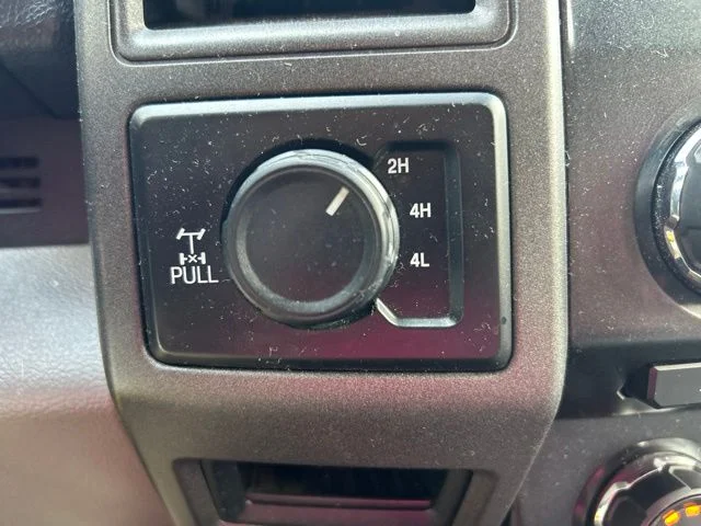 Used 2018 White Ford XL image 12