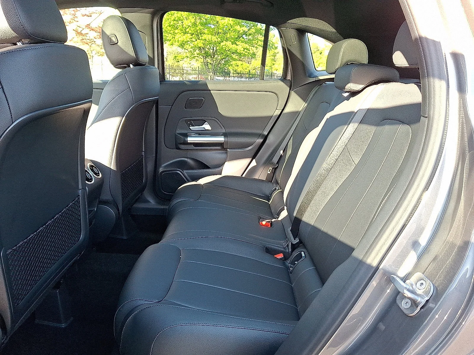 Used 2026 Mountain Grey Metallic Mercedes-Benz GLA 250 image 6