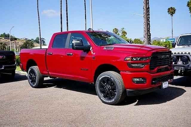 New 2026 Molten Red Pearl-Coat Exterior Paint RAM Big Horn image 6