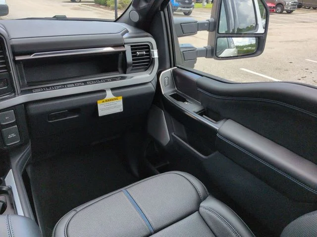 New 2026 White Ford Platinum image 17