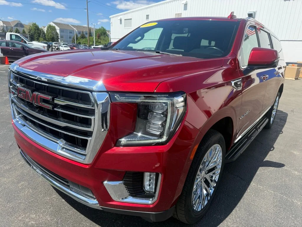 Used 2021 Red GMC SLT image 11