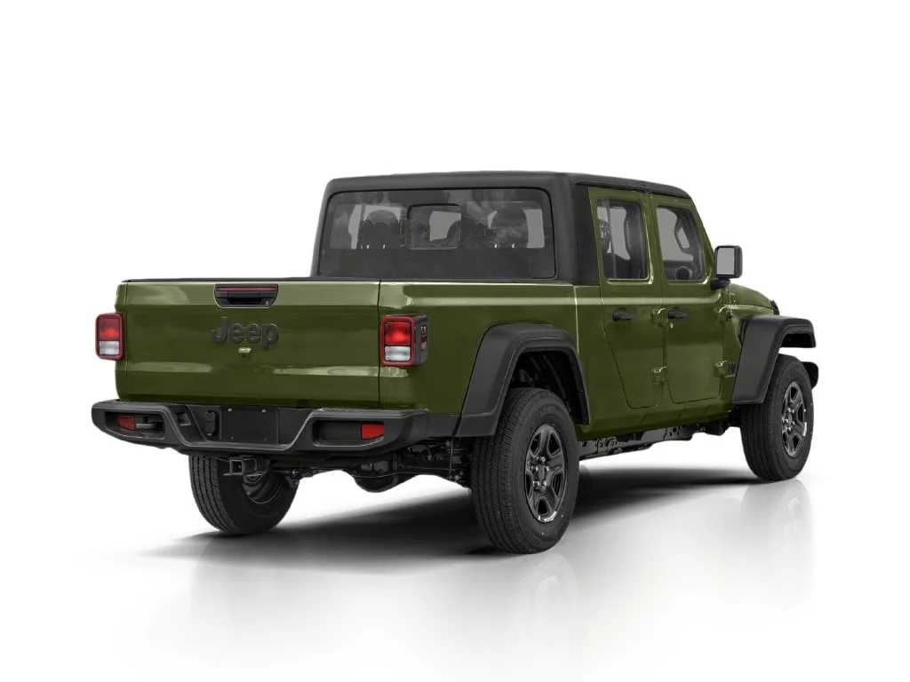 Used 2022 Green Jeep Willys image 2