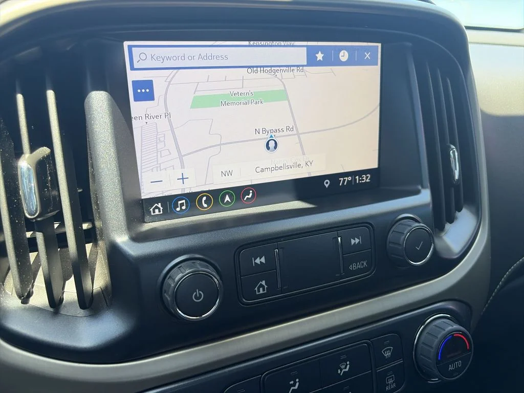 Certified Used 2022 White GMC Denali image 18