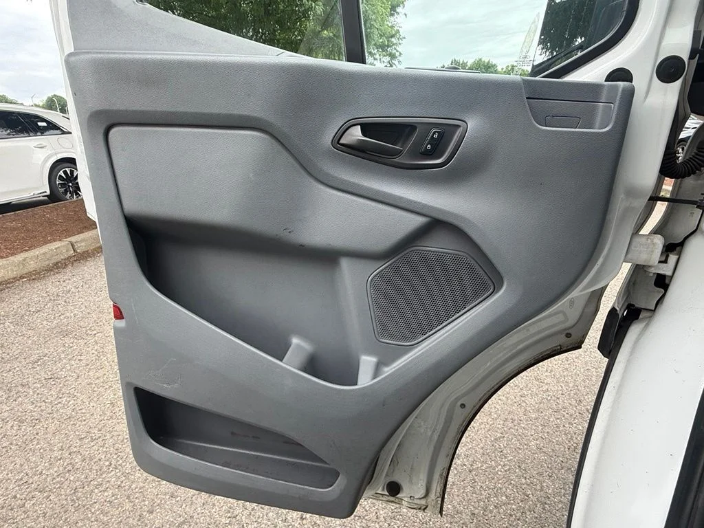 Used 2017 White Ford Base image 19