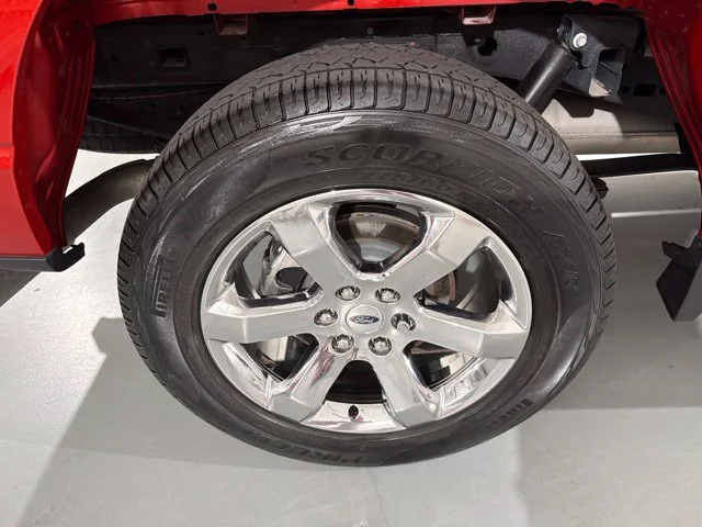 Used 2023 Red Ford Lariat image 10