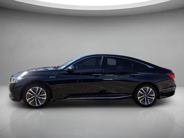 Used 2019 Crystal Black Pearl Honda Touring image 2