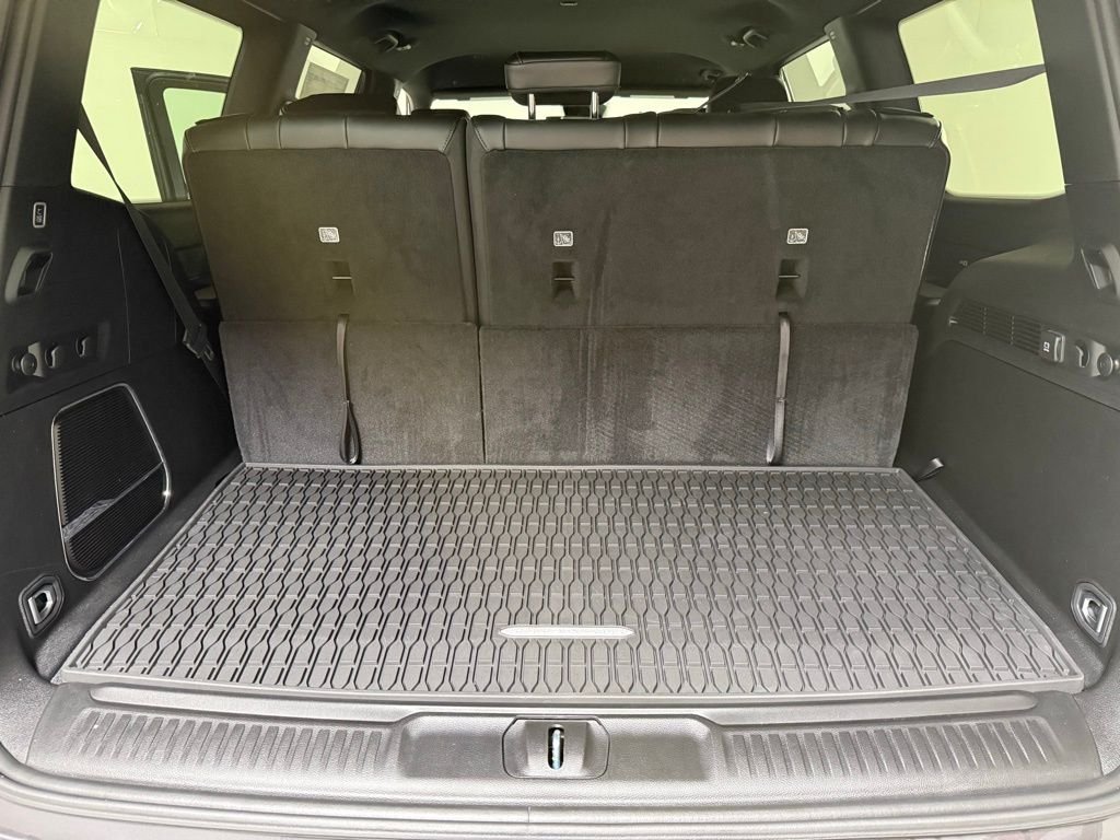 New 2026 Baltic-Gray Metallic Clear-Coat Exterior Paint Jeep  image 15